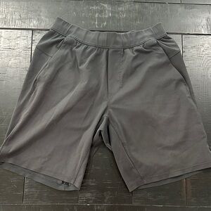Lululemon size small Black Men's Shorts
